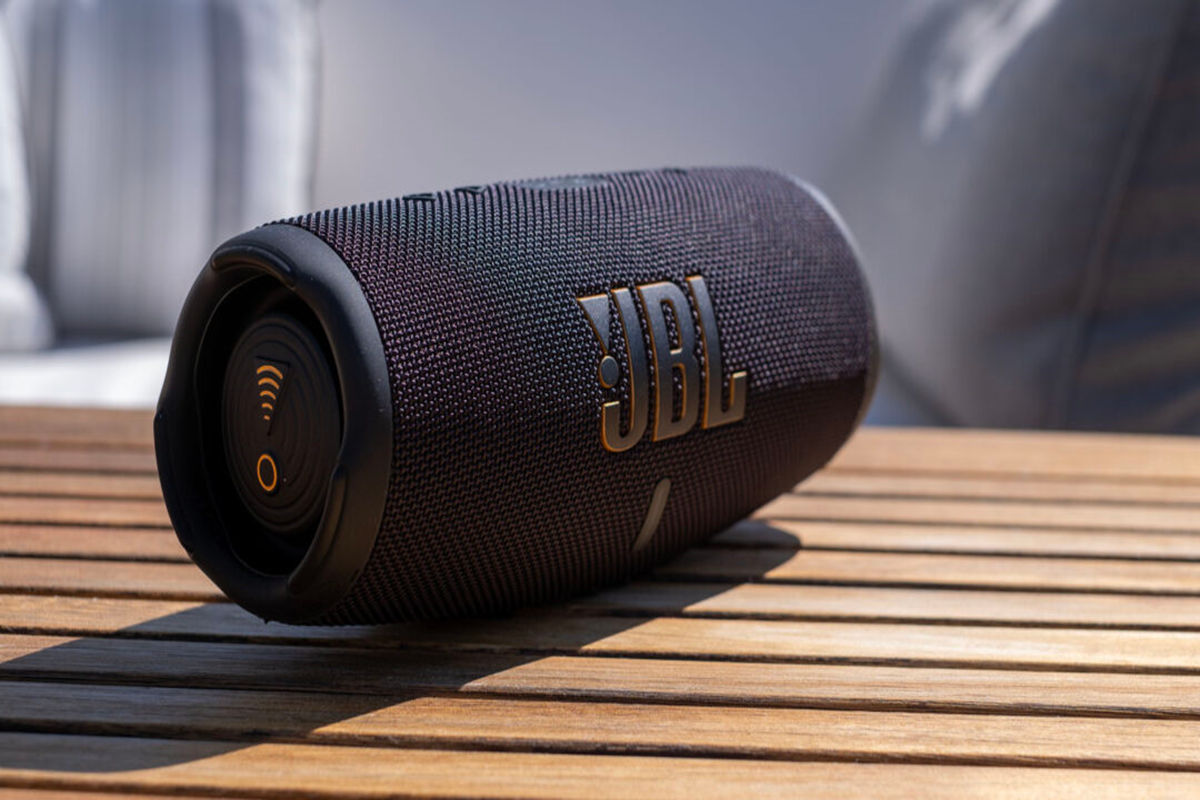 Portable speaker