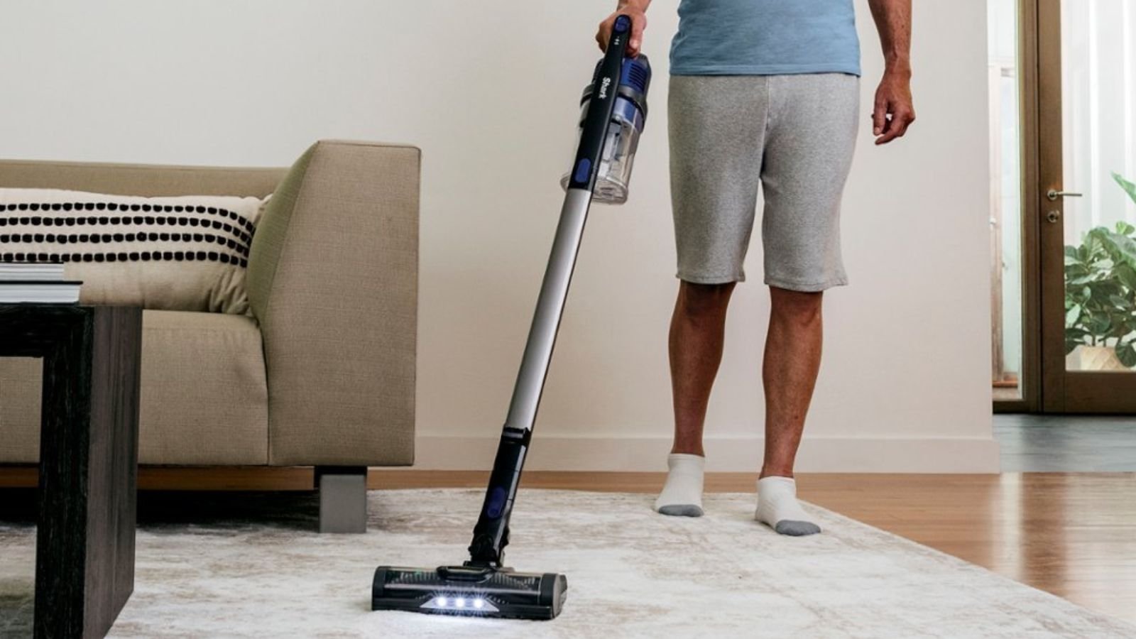 Cordless vacuum cleaner